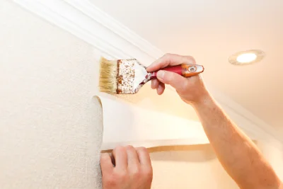 Pose de papier peint aux Monts-Ronds — revêtements muraux et toiles de verre